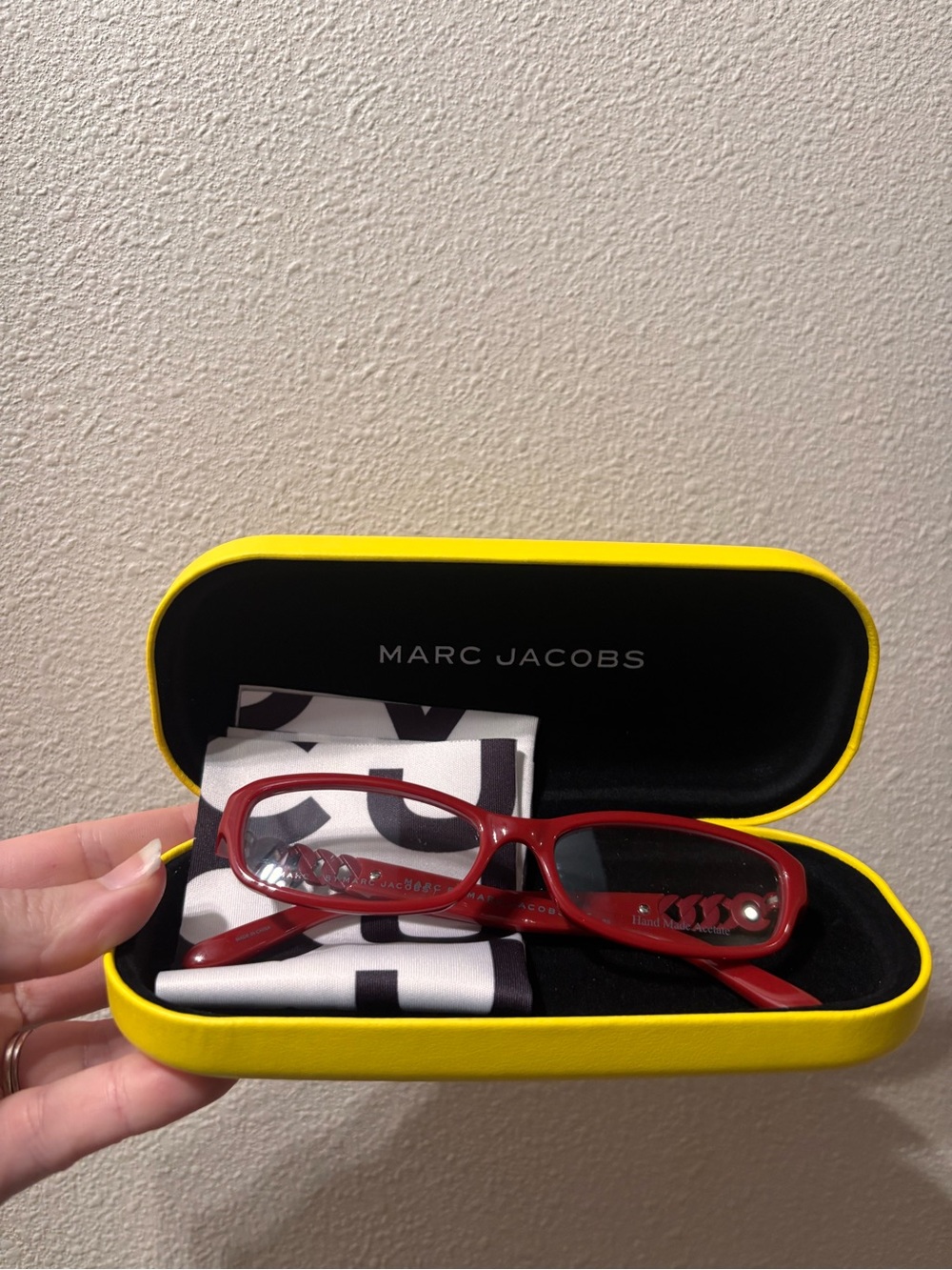 Marc Jacobs Red Rectangular Women's Glasses with Yellow Case